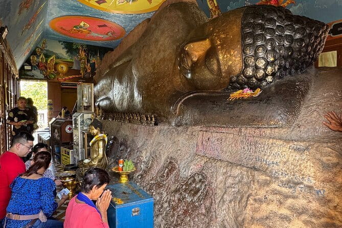 Siem Reap to Phnom Kulen: Waterfalls & 1000 Lingas Tour - What the $79 price really covers