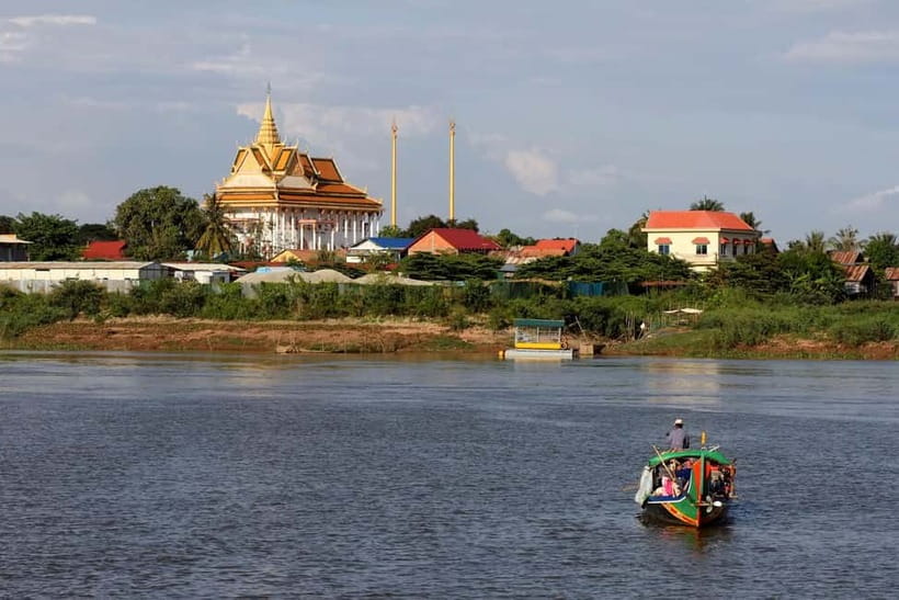 Siem Reap to Phnom Penh Full-Day land/cruise tour (one way) - Who will enjoy this day most