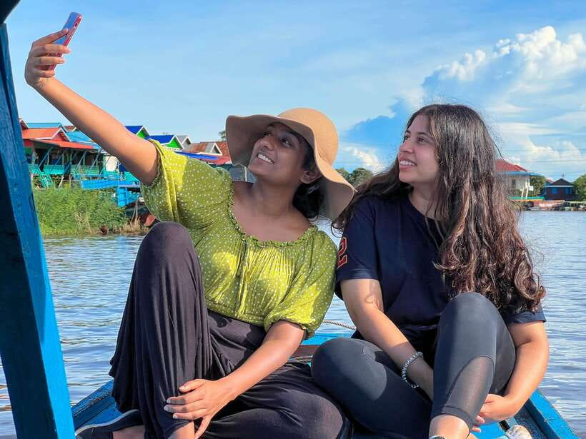 Siem Reap: Tonle Sap and Kampong Phluk Tour with Street Food - Who should book this half-day outing?