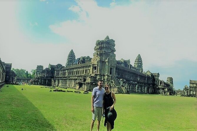 Siem Reap Tour: Angkor Wat Sunrise, Bayon, Ta Prohm, Banteay Srei - The 5 a.m. start and Angkor Wat sunrise