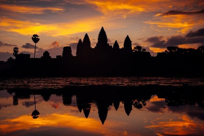 Siem Reap Tour: Angkor Wat Sunrise, Bayon, Ta Prohm, Banteay Srei - The guide matters more than the vehicle