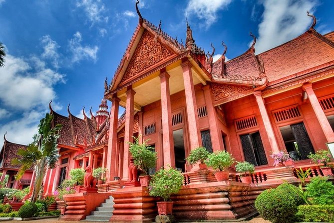 Sihanoukville to Phnom Penh by Private Car or Minivan - What You Can Expect From the Vehicle