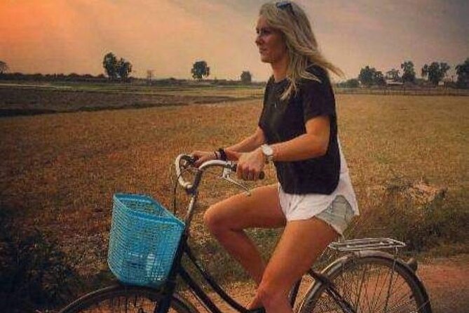 Small Group Countryside Bike Tours, Sunset & Picnic - Sunset over the fields
