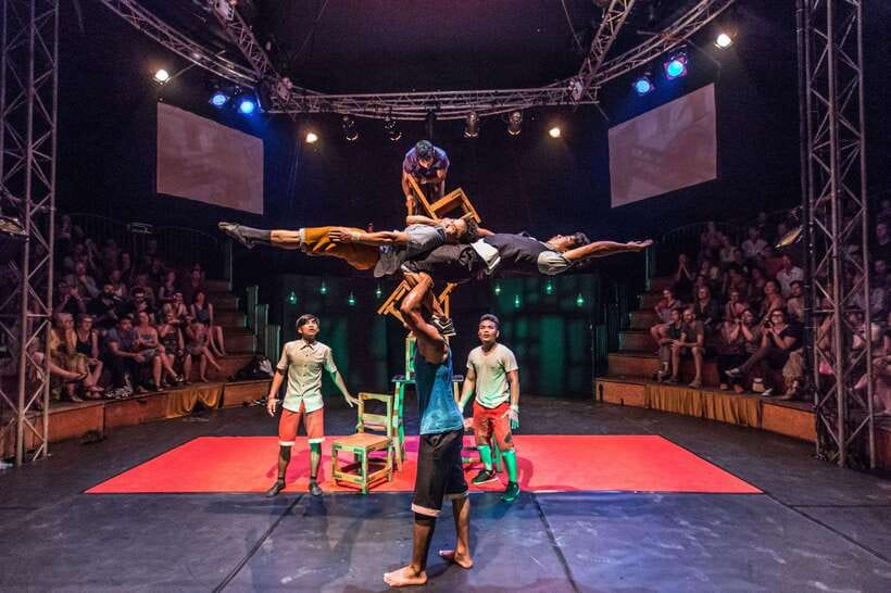 Street Food Tour and Phare Circus with Tuk-Tuk Transfers - Key points to know before booking