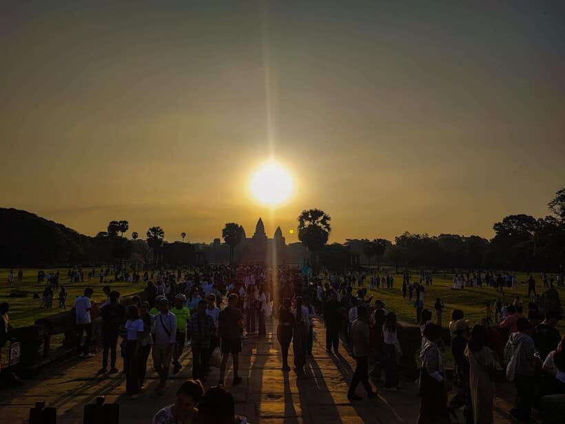 Sunrise at Angkor Wat Temple: 3-Hour Private Tour - Walking through King Suryavarman II’s temple