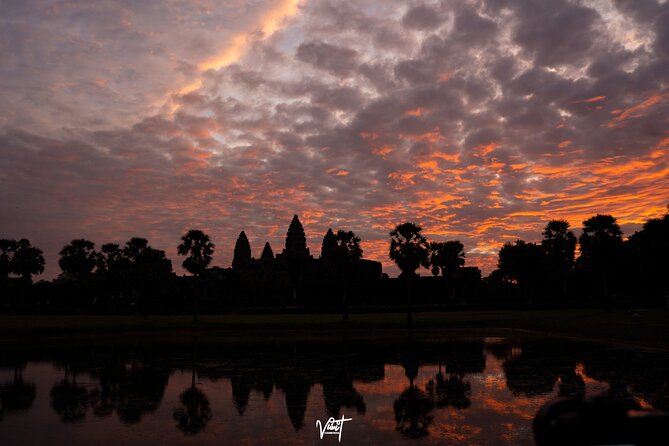 Sunrise Small Group Tour in Siem Reap - Why sunrise at Angkor Wat is worth the early alarm