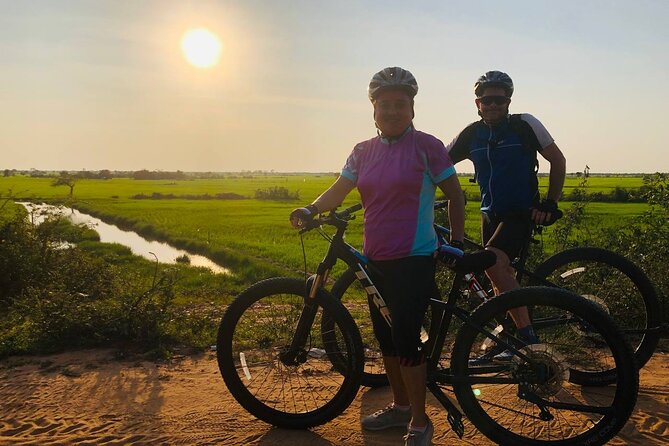 Sunset at Countryside - Leaving Siem Reap at 2:30 pm