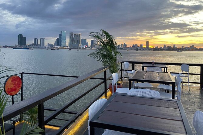 Sunset Cruise with free flow beer, soft drinks & fruit platter - The Silk Island question