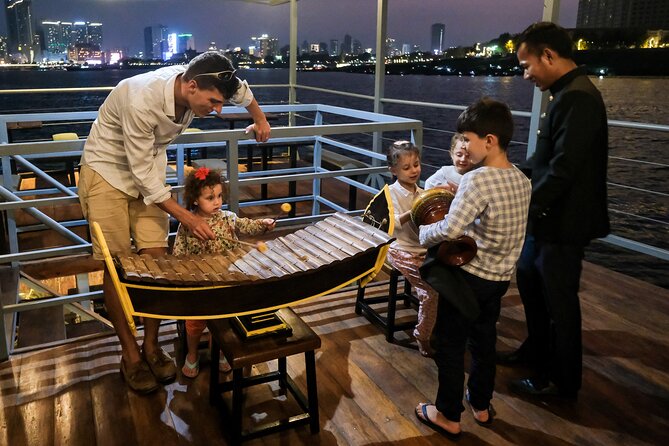 Sunset & Evening Dinner Cruise With One Way Free Pick Up - Choosing dinner, drinks, or a simple cruise