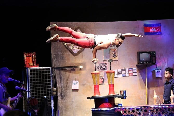 The Cambodian Circus Show and Pub Street Night Market - What to expect inside the two-hour show