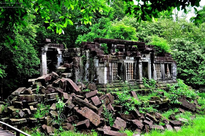 Three-day tour Discovering Siem Reap highlight ,Beng Mealea and Floating Village - What to budget beyond $156.42