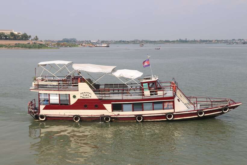 Tonle Sap Cruise & land Tour between Phnom Penh & Siem Reap - The road trip through rural Cambodia