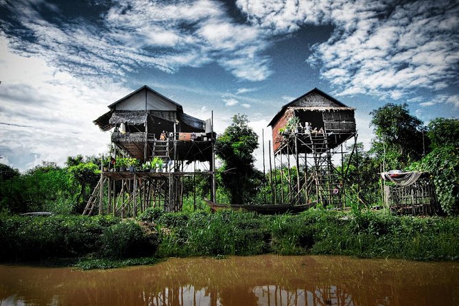 Tonle Sap Lake & Kampong Khleang Village Day Tour - Reaching the Khleang River by private boat