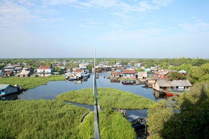 Tonle Sap Lake & Kampong Phluk Village Half-Day Tour - The optional canoe through the mangrove forest