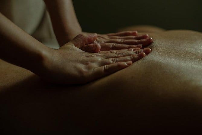 Traditional Head, Back & Shoulder Massage in Siem Reap - The quiet room matters as much as the massage