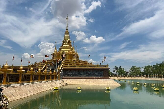 Udong Old Capital Tour - Three early stupas and the royal family story