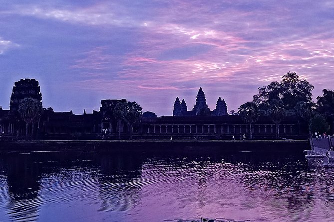Unveiling 2 Days Private Angkor Wat/Beyond In Sunrise/Sunset Tour - What to pack and how to dress