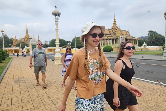 Visit 11 Places in One Day including S21 & Killing Field - What this Phnom Penh day covers