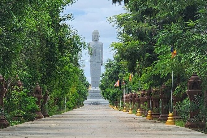 Visit Phnom Udong and Silk Island by Khmer Traditional Tuk-Tuk - Climbing Udong Mountain