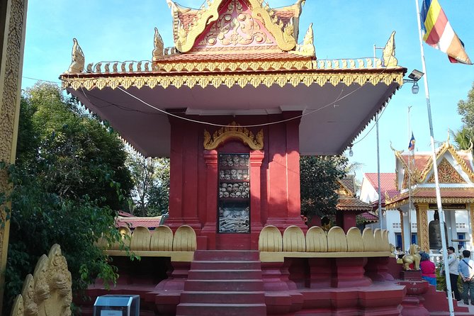 War Museum, Killing Field and Floating village ( Chong Kneas) Tour - The Siem Reap War Museum and Cambodia’s civil war
