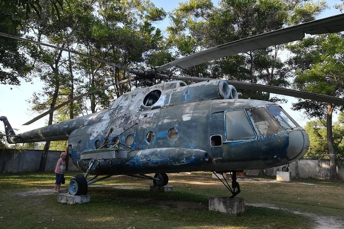 War Museum, Killing Field and Floating Village ( Kampong Phluk) - The guide can shape the whole experience